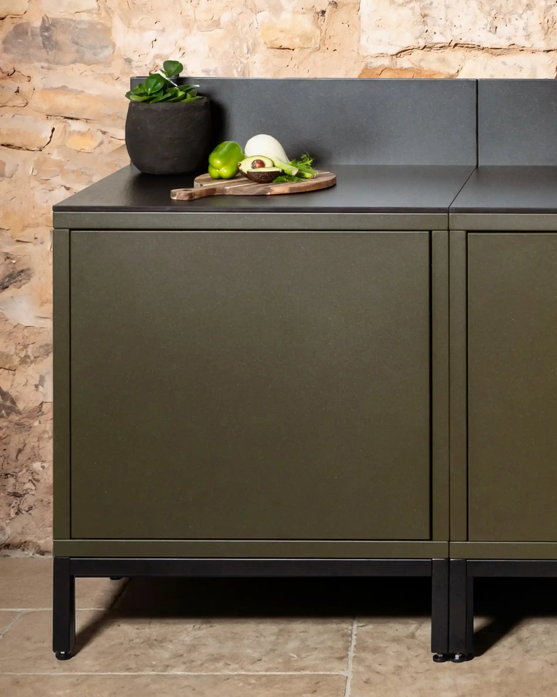Modulo classico Kokko Pilotis olive con vano portaoggetti integrato