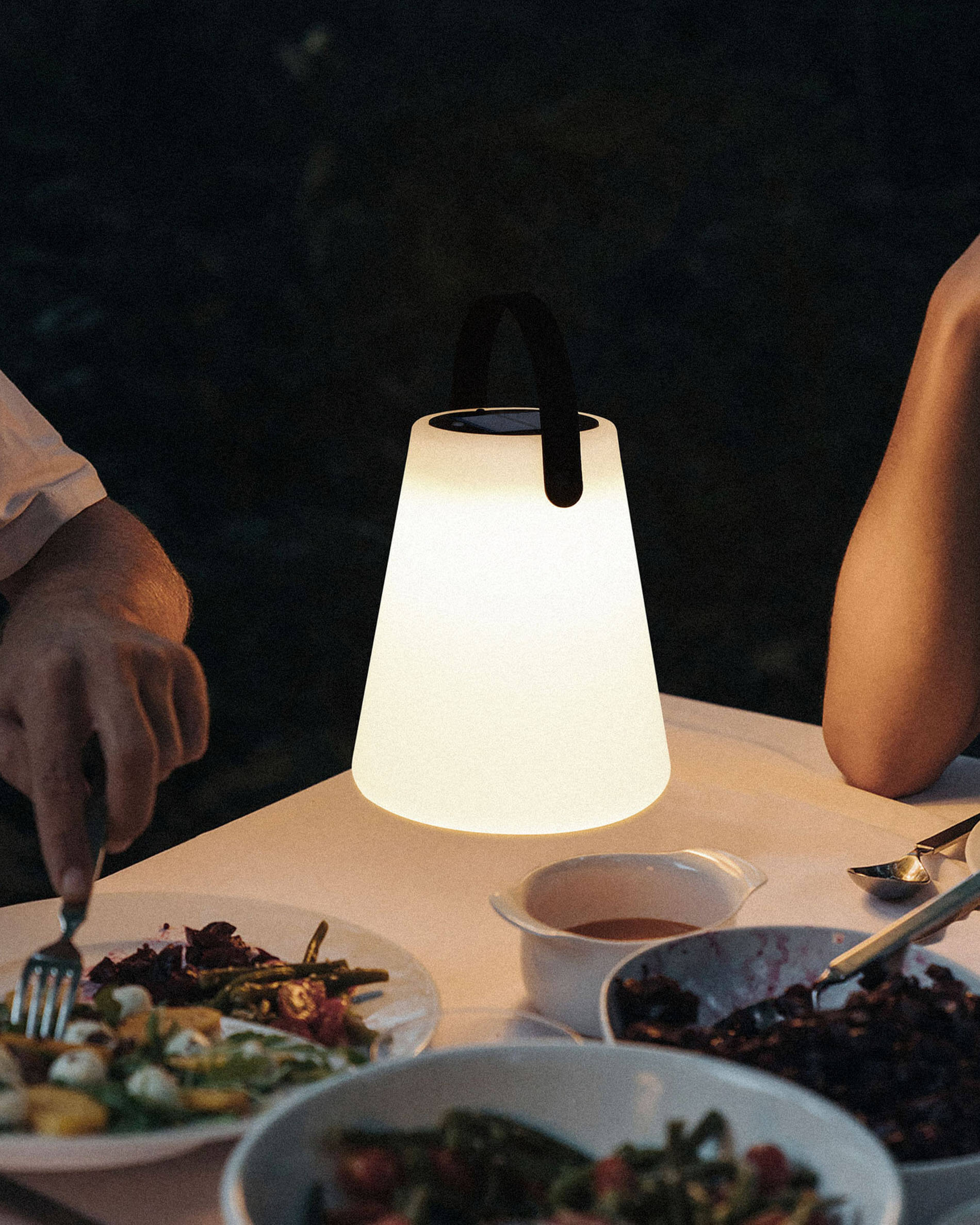 Lampada da esterno a cono solare